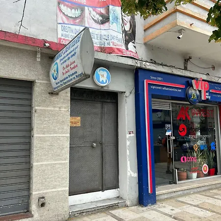 Port Side * Durrës