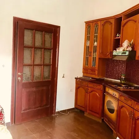 Guest house Port Side *
