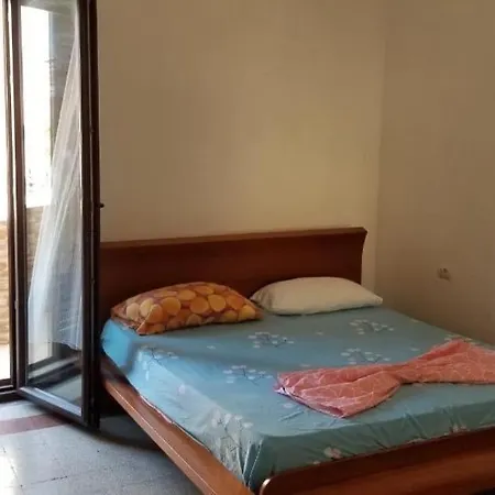 Port Side Guest house